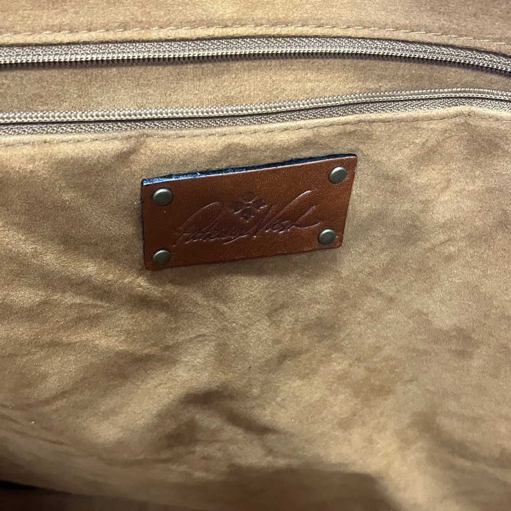 Patricia Nash World Map print leather tote bag. - Picture 6 of 9